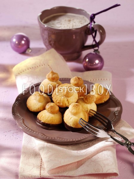 Makadamia-Kekse mit Marzipan
