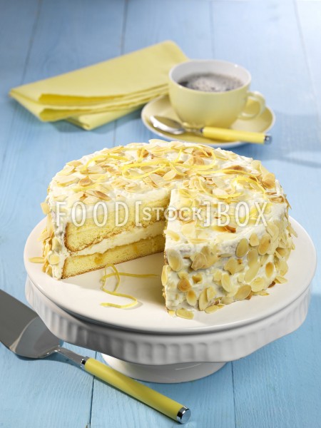 Zitronen-Mascarpone-Torte