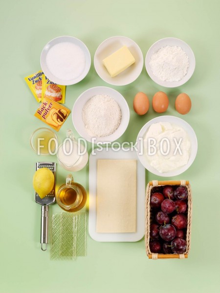 Pflaumen-Joghurt-Torte Step1