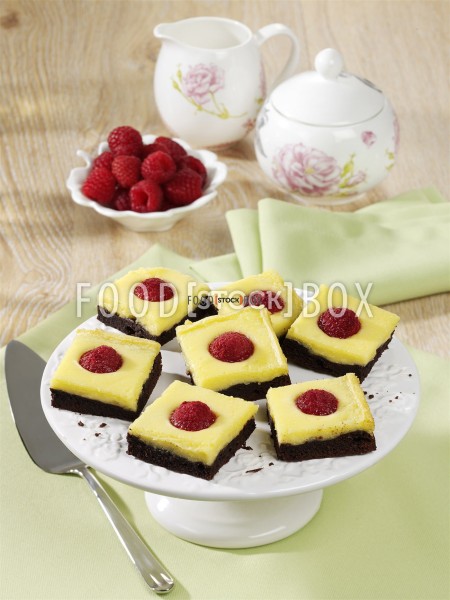 Himbeer-Cheesecake-Brownies