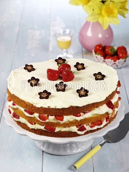 Erdbeer-Torte mit Eierlikör