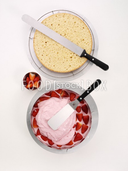 Erdbeer-Vanille-Sahnetorte 5