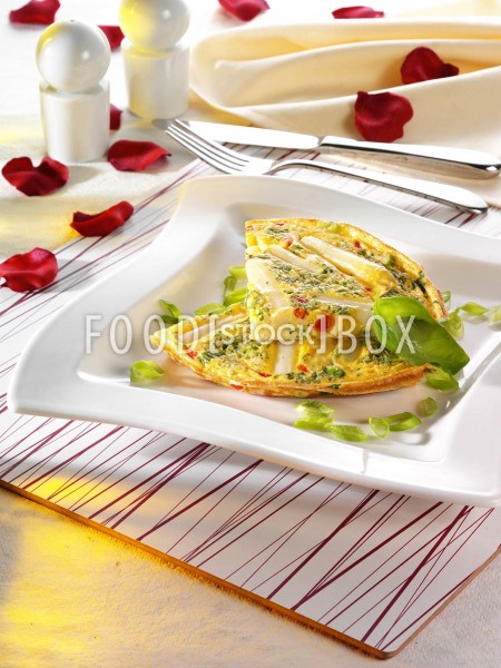 Omelett mit Spargel und Paprika