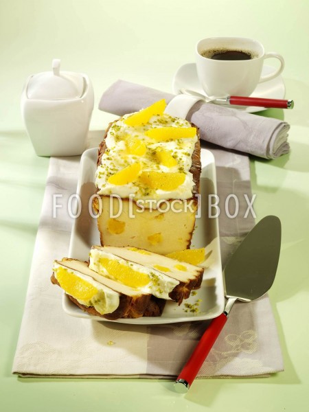 Käse-Kastenkuchen mit Orangen