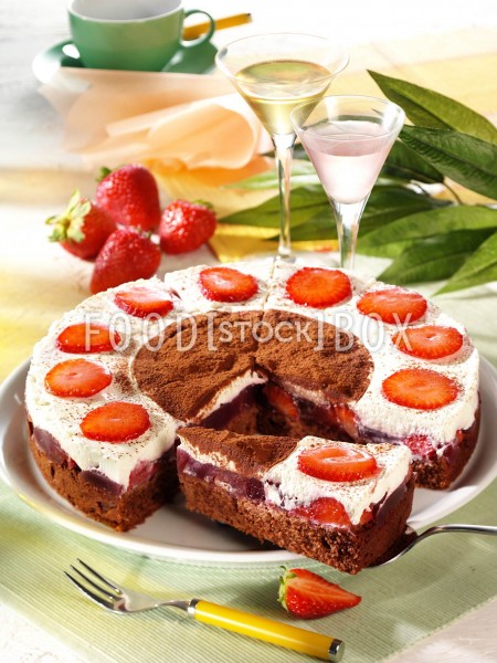 Quark-Erdbeer-Torte