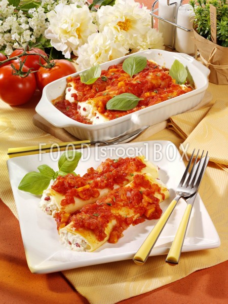 Cannelloni mit Frischkäse-roher-Schinken-Füllung