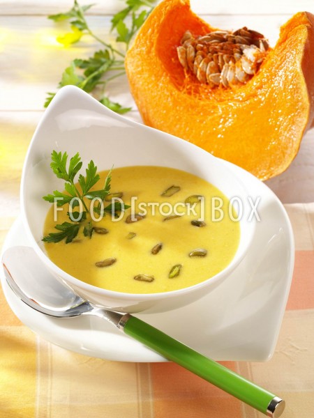 Kürbiscreme-suppe