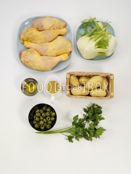 Hähnchen mit Gemüse und Oliven 1