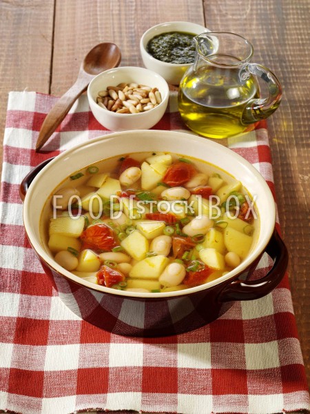 Kartoffelsuppe italienisch