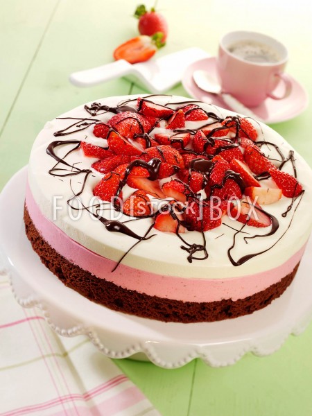 Joghurt-Erdbeer-Torte