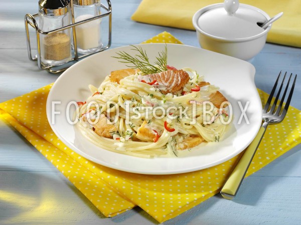 Spaghetti mit Lach-Dill-Sauce / Lactosefrei