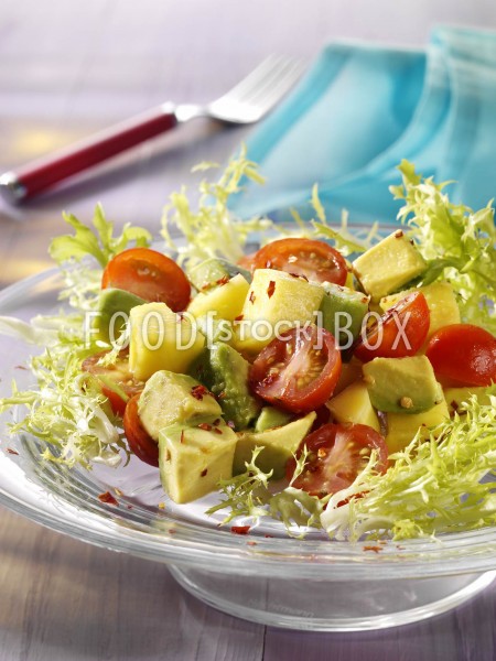 Avocado-Salat mit Frisee