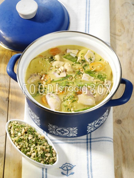 Hühnersuppe mit Curry