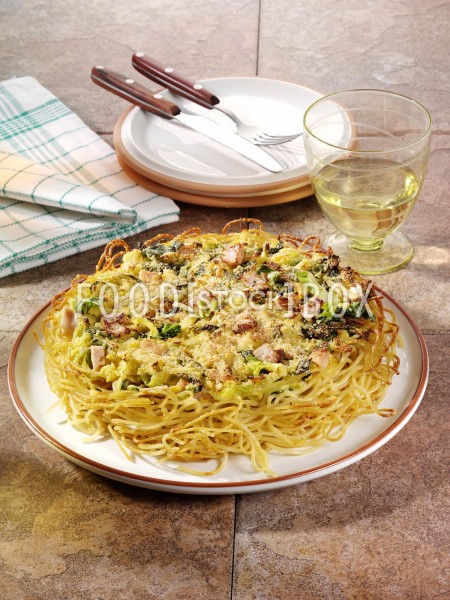 Spaghetti-Torte mit Wirsing