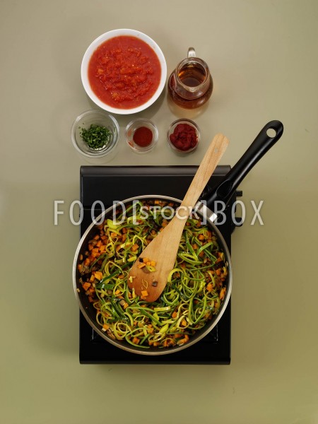 Spaghetti Bolognese mit Auberginen Step5