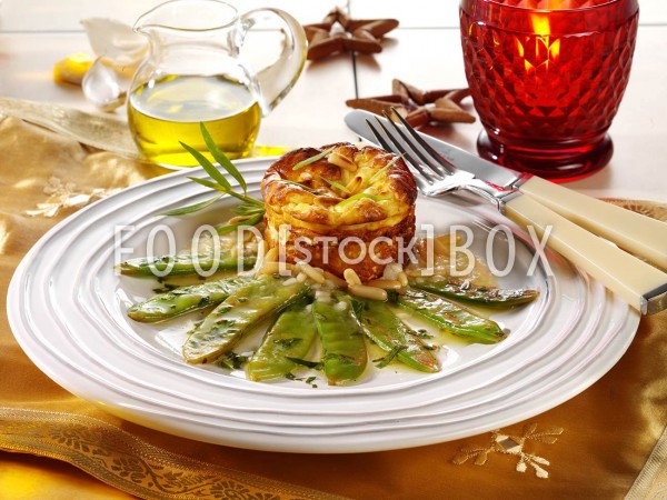Ricotta-Törtchen mit Salat