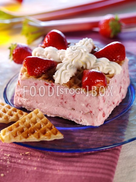 Blätterteig-Erdbeer-Torte