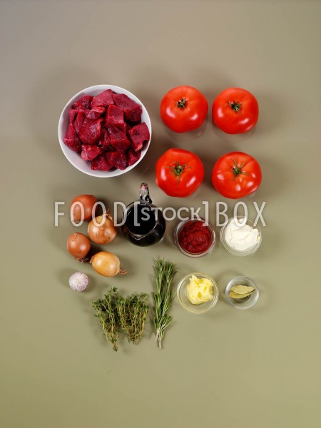 Tomaten-Saftgulasch Step1