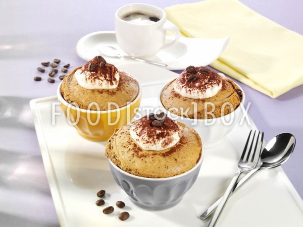 Espresso-Muffins mit Sahne