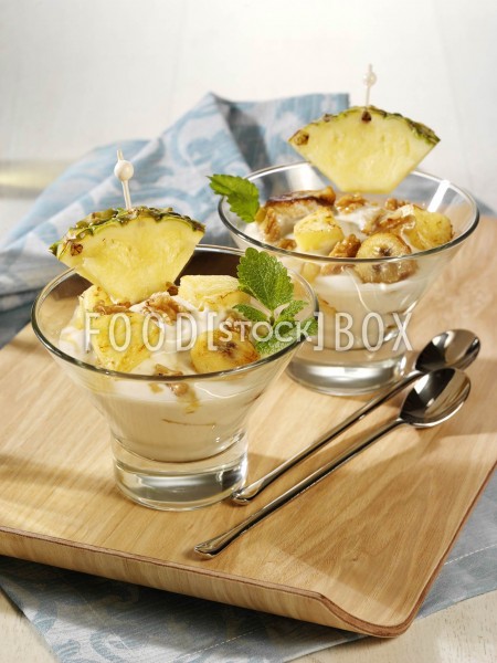 Joghurt-Ananas-Dessert / Diabetiker