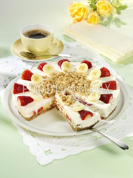 Vollkorn-Butterkeks-Bananen-Erdbeer-Torte