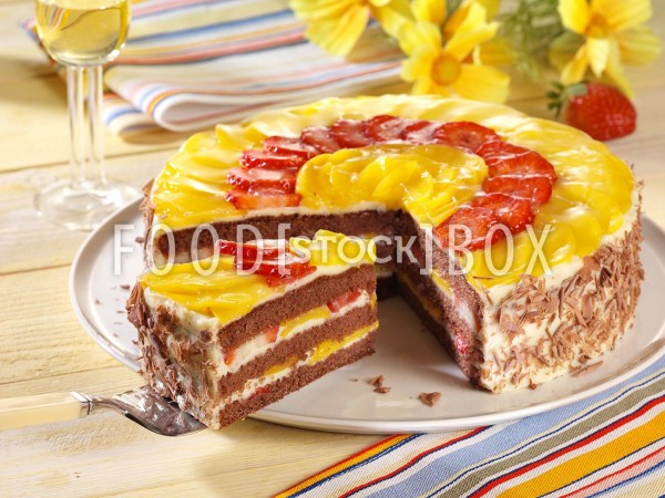 Pfirsich-Erdbeer-Torte