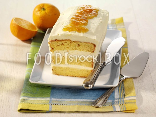 Buttermilchkuchen mit Orangen