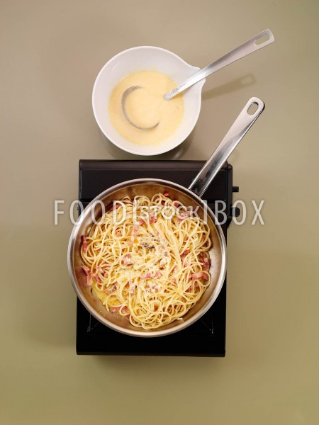 Spaghetti mit Speck und Ei Step6