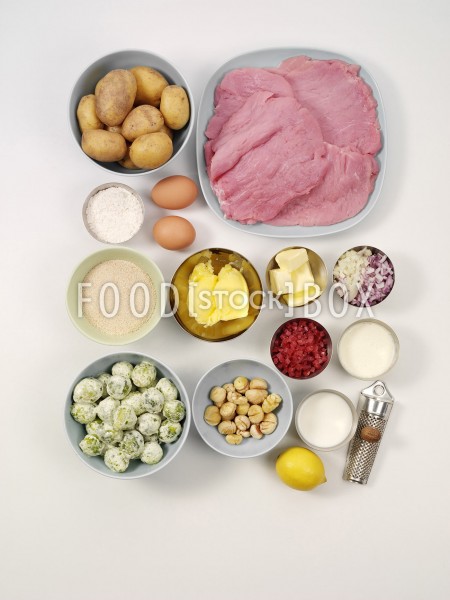 Landschnitzel mit gestovtem Rosenkohl und Maronen- Kartoffelpüree 1