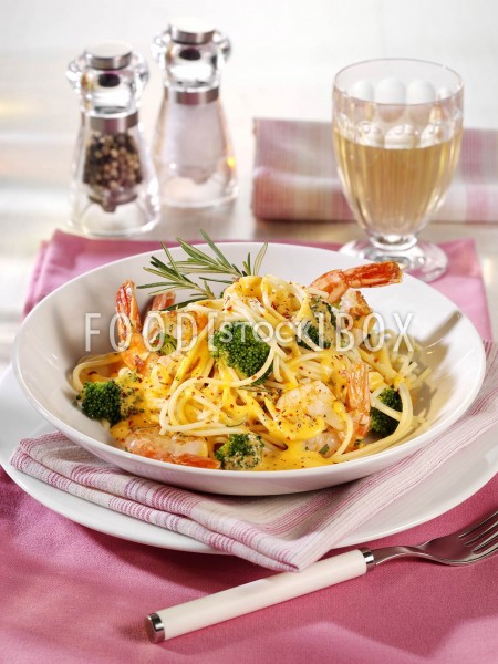 Spaghetti mit Scampi und Brokkoli