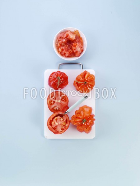 Ochsenherz-Tomaten mit Mettfüllung