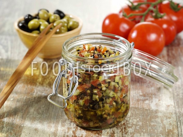 Tomaten-Oliven-Relisch