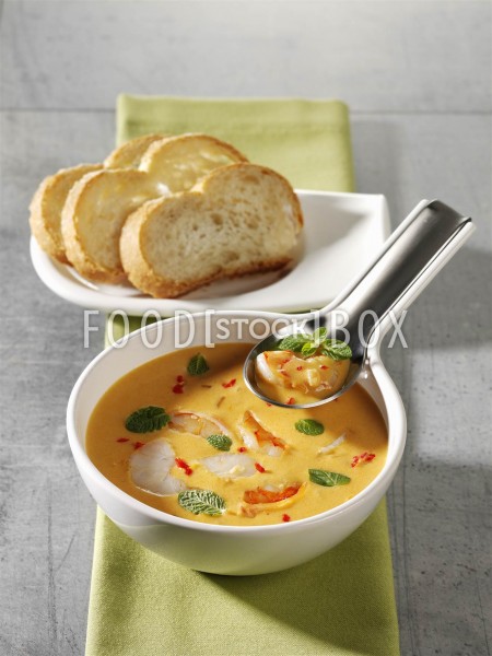 Langusten-Kokosmilch-Suppe / cholesterinarm