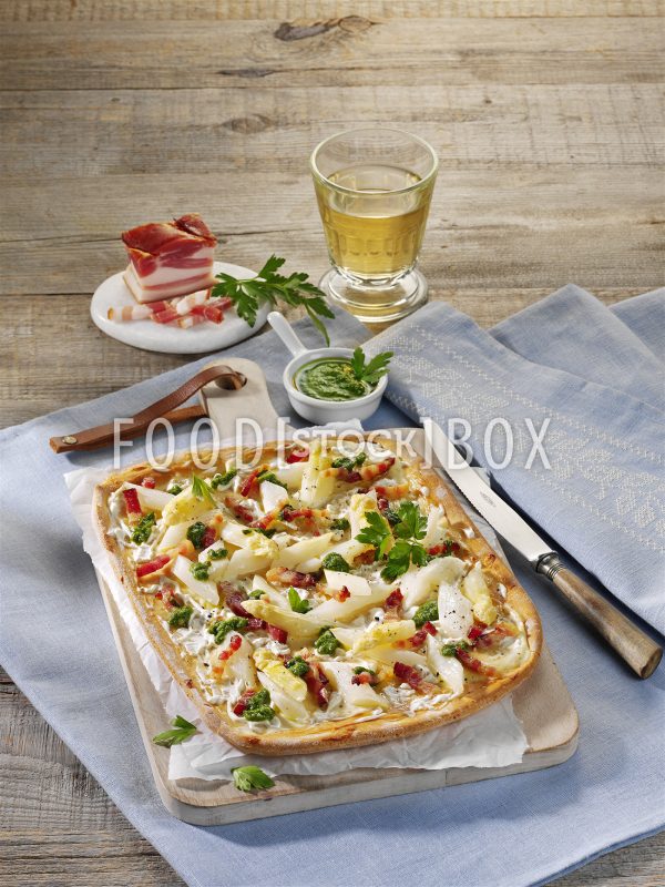 Spargel-Pizza