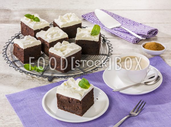 Malzbier-Kuchen mit Frischkäse-Haube