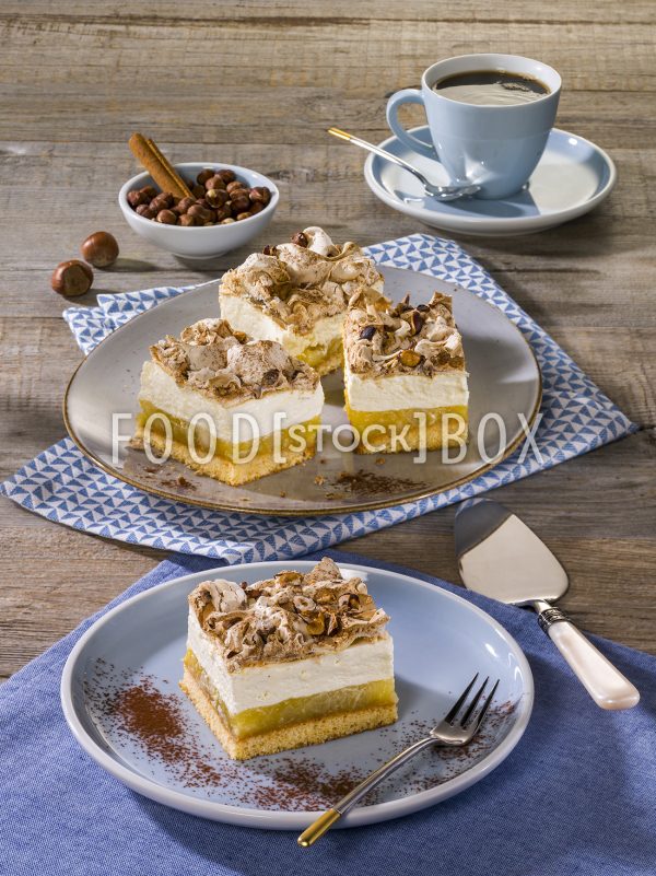 Weintorte mit Baiser