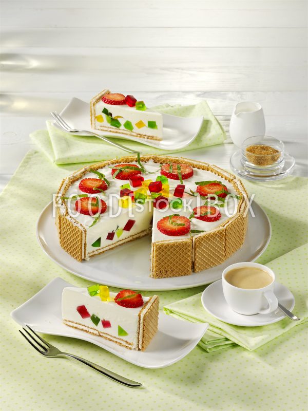 Joghurt-Götterspeisen-Torte