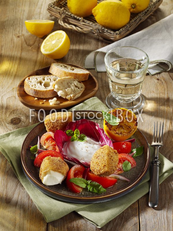 Gebackener Mozzarella mit brauner Zitrone