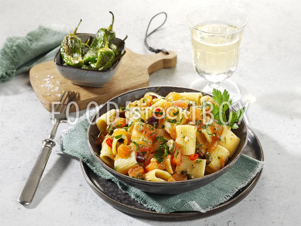 Rigatoni Puttanesca