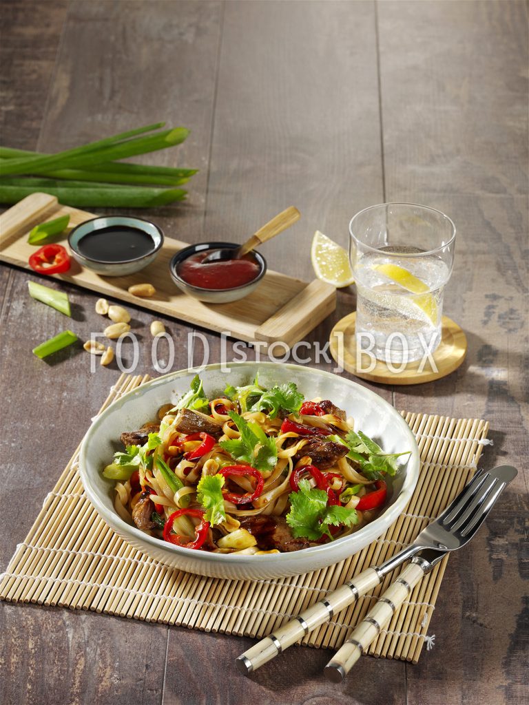 Reisnudeln mit Paprika
