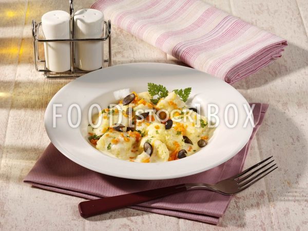 Möhren-Petersilien-Gnocchi mit Chili-Käsesauce / Lactosefrei