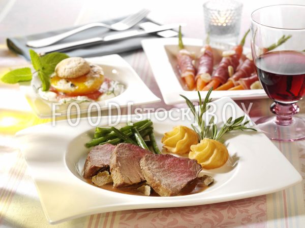 Gebackene Pfirsiche mit Amaretti 2