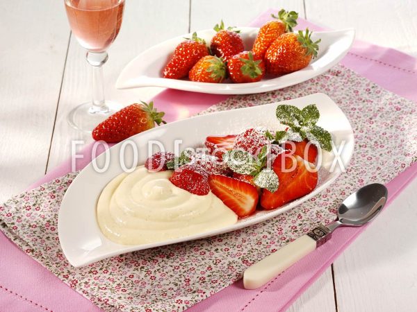 Bayrische Creme mit Erdbeeren 2