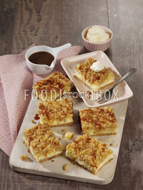 Apfel-Käse-Blechkuchen mit Streuseln