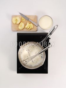 Apfel-Pudding-Kuchen mit Karamell Step 3