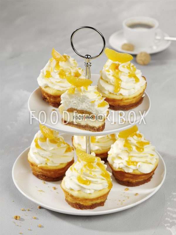 Aprikosen-Cheese-Cupcakes mit Amarettinis