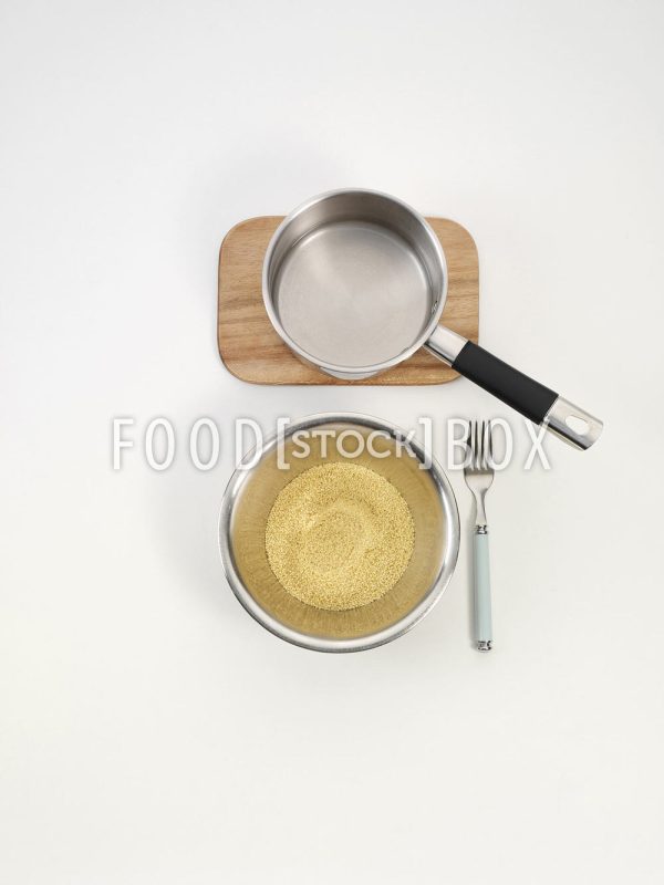 Auberginenröllchen mit Coucous-Pfefferonen-Salat  Step 2