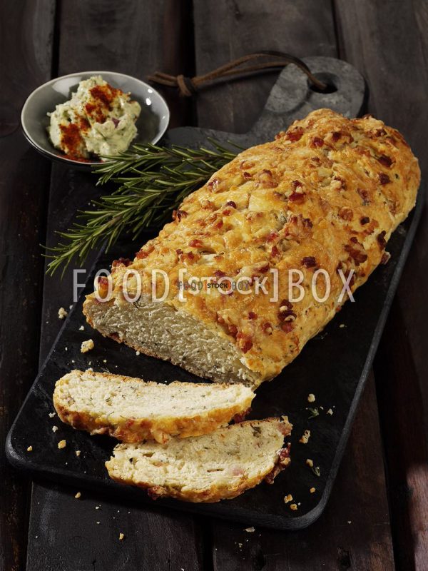 Australisches Buschbrot mit Speck