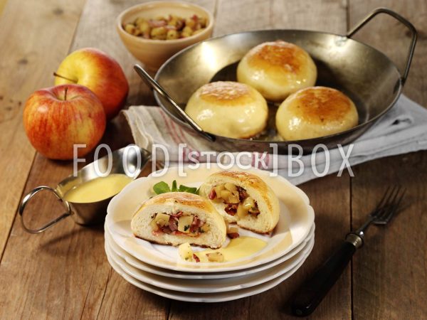Apfel-Dampfnudeln 2