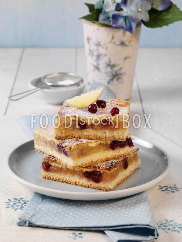Apfelblech mit Quarkguss